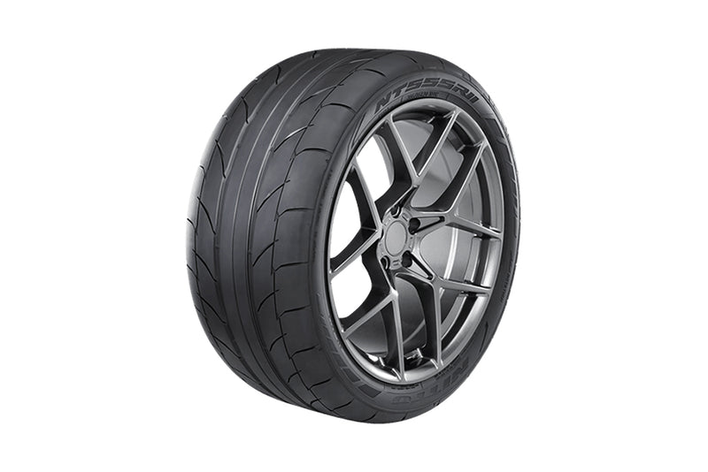 Nitto NT 555 RII – DOT Drag Radial – Maverick Man Carbon